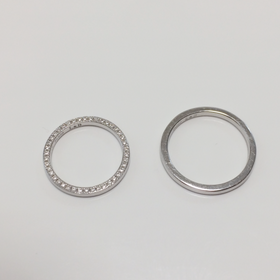 【Love Bond(ラブボンド)の口コミ】 どんなシチュエーションにも似合うようなシンプルなデザインが決め手です…