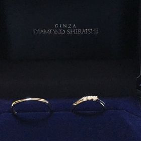 【銀座ダイヤモンドシライシの口コミ】 斜めのウェーブの形を探してて、何店舗か回ったけど、ダイヤモンドと言え…