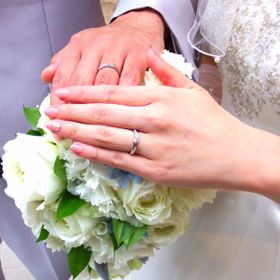 【銀座ダイヤモンドシライシの口コミ】 夫は毎日つけるため、デザインが気に入って且つつけ心地の良いもの。私は…