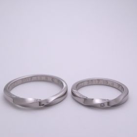 【ichi(イチ)の口コミ】 人とは違う指輪を、というのがこだわりでしたが、職人さんが希望を丁寧に…