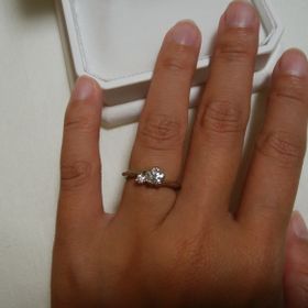 【IZURU】の口コミ インターネットで調べていたときは、バタフライというダイヤモンドが一点留...