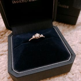 【銀座ダイヤモンドシライシの口コミ】 いろんなブランドを回りましたが、1番着け心地がよかったです。一生つける…