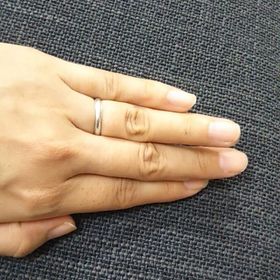 【俄(にわか)の口コミ】 カルティエやティファニーなど、とにかくお店でいろんなデザインの指輪を…