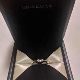 【エクセルコダイヤモンド(EXELCO DIAMOND)の口コミ】 結構派手なものが好きなのですが、予算があまりなかったので10万前後で考…