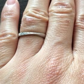 【銀座ダイヤモンドシライシの口コミ】 ダイヤの入り方が上品でオシャレだったからです。華やかではない場所、法…