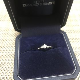 【銀座ダイヤモンドシライシの口コミ】 他店を含め3件ほど検討して、購入を決めました。アクセサリーについては無…