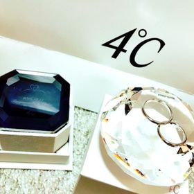 【4℃ BRIDAL(ヨンドシーブライダル)の口コミ】 将来子供ができた時、妊娠中は指がむくんだり、産後太ったりと心配してい…