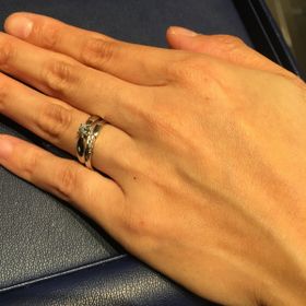 【銀座ダイヤモンドシライシの口コミ】 新婦はラディァントデイズに、新郎はクレールというデザインを選びました…