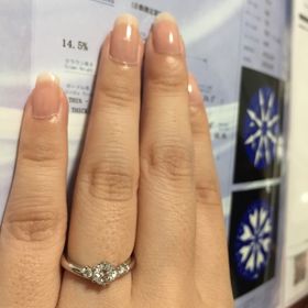 【銀座ダイヤモンドシライシの口コミ】 プロポーズ用のリングをご用意頂けたことと、希望にあったダイヤモンドが…