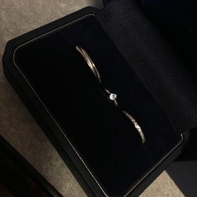 【銀座ダイヤモンドシライシの口コミ】 いろんなお店拝見してたくさんの指輪見ましたが
1番気に入ったデザインが…