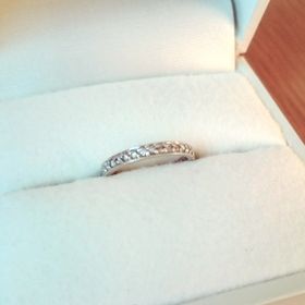 【GINZA LoveLove】の口コミ 主人がひとまわり以上年上なので、
私と同年代の友人と一緒に
選びに行っ...