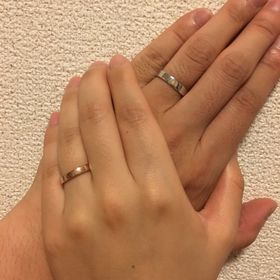 【TANZO.(鍛造指輪)の口コミ】 完全オリジナルで作製できる。
スタッフさんの雰囲気が良く、こちらのイメ…