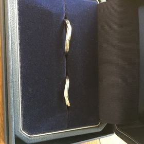 【銀座ダイヤモンドシライシの口コミ】 1番にデザインで、シンプルだけどちょっと存在感のあるものを探していまし…