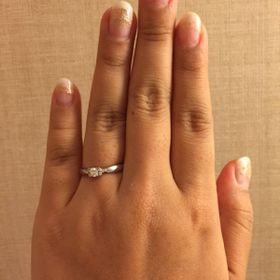 【ティファニー(Tiffany & Co.)の口コミ】 結婚後も、仕事やプライベートでも使って貰いたかったので、シンプルだけ…