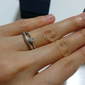 【ヴァンドーム青山(VENDOME AOYAMA)の口コミ】 予算の中で、シンプルでダイヤのカットが綺麗だと感じたため、選びました…