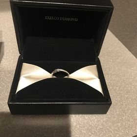 【エクセルコダイヤモンド(EXELCO DIAMOND)の口コミ】 結婚式場の紹介で来店しました。3店舗目だったのですが、婚約、結婚指輪専…