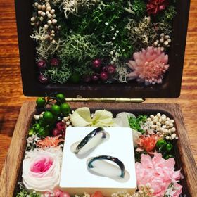 【SORA(ソラ)の口コミ】 ジルコニウムの発色の綺麗さや、自分達のオリジナルの指輪が作れたことで…