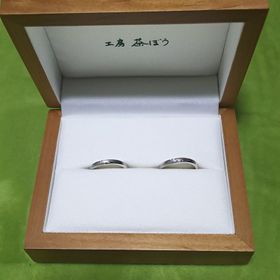 【工房　茶ぼうの口コミ】 着け心地がなめらかで、普段指輪をつけ慣れない私でも気にならないところ…