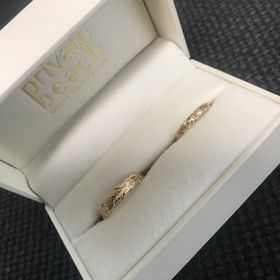 【PRIVATE BEACH(プライベートビーチ)の口コミ】 元々ハワイアンジュエリーを探していて、一目惚れして購入しました。
主人…