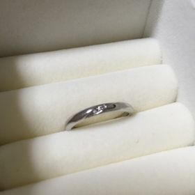 【工房　茶ぼうの口コミ】 毎日つける結婚指輪にはつけ心地の良さは大事だと思います。この指輪をつ…