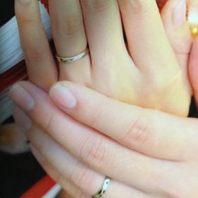 【ギンザタナカブライダル(GINZA TANAKA BRIDAL)の口コミ】 シンプルなデザイン、長く使っても飽きないデザインが良かった。また、石…