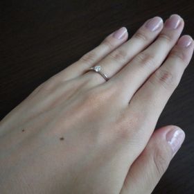 【トリニティ(Trinity)の口コミ】 エンゲージリングはソリティアのデザインのものが良いと思い、探していま…