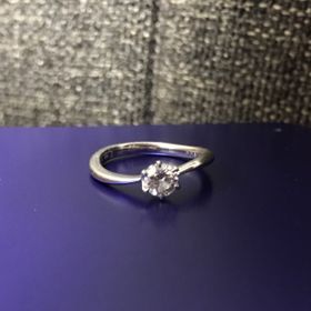 【宝寿堂(ほうじゅどう)の口コミ】 ウェーブのリングがオシャレだと思っていた。ウェーブの感じも急なウェー…