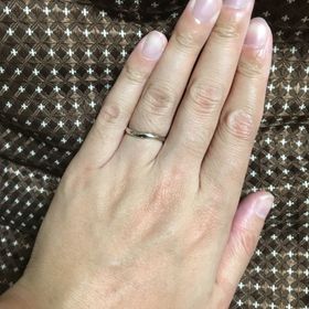 【銀座ダイヤモンドシライシの口コミ】 一目惚れしたのが1番の決め手です。デザインはどんな服装にも合い、ずっと…