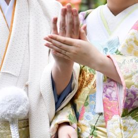 【TAKE-UP(テイクアップ)の口コミ】 シンプルなデザインで、いつまでもペアで付けていたいという思いで選びま…