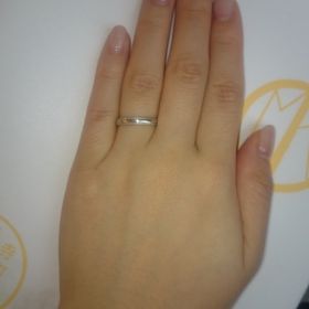 【PILOT BRIDAL(パイロットブライダル)の口コミ】 デザインはシンプルなもの、ミル打ち、という中で探していました。
その中…