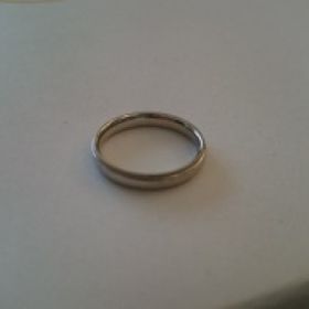 【PILOT BRIDAL(パイロットブライダル)の口コミ】 純度の高いプラチナのわりに、堅く丈夫な所が気に入りました。
国内ブラン…