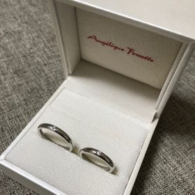 【アンジェリックフォセッテ(Angelique Fossette)の口コミ】 来店してまず驚いたのがデザイン数が多い！
たくさん試着をさせていただき…