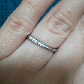 【銀座ダイヤモンドシライシの口コミ】 結婚式場で銀座ダイヤモンドシライシのパンフレットをもらいその中で気に…