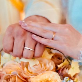 【グッチ(GUCCI)の口コミ】 私はゴールド、主人はシルバーのペアリングを探しておりました。
なるべく…