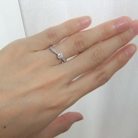 【TRECENTI(トレセンテ)の口コミ】 私の指は河童みたいな水かきがあるためかストリートタイプの指輪が似合い…