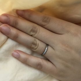 【ラザール ダイヤモンド(LAZARE DIAMOND)の口コミ】 婚約指輪と相性のいいものをと思い、色々みて回りましたが、あまりいいも…