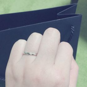 【銀座ダイヤモンドシライシの口コミ】 シンプルなデザインの指輪と、購入後のメンテナンスが気軽にできるお店を…