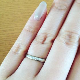 【アイプリモ(I-PRIMO)の口コミ】 シンプル・長くつけても飽きのこないデザインを探しており、この指輪にし…