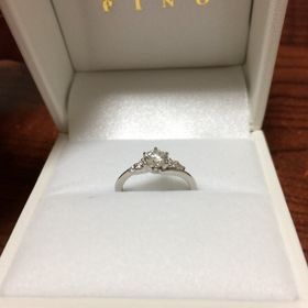 【宝寿堂(ほうじゅどう)の口コミ】 ブランドも多数見に行きました。しかし、このダイヤの質、GIA鑑定つき、こ…