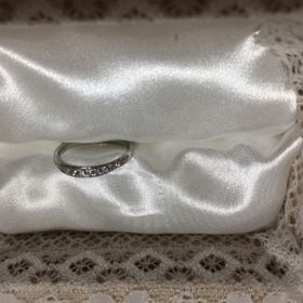 【宝寿堂(ほうじゅどう)の口コミ】 婚約指輪もこのお店で購入しました。
婚約指輪と重ねてづけをすることを前…