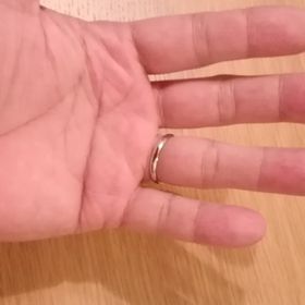 【PILOT BRIDAL(パイロットブライダル)の口コミ】 妻が調べて来てくれました。他の指輪にない硬さが魅力だったようです。し…