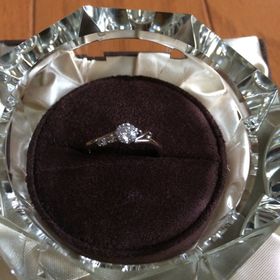 【JEWELRY  KAMATA(ジュエリーかまた)の口コミ】 デザインは割とすぐに決めて、ダイヤモンドをどうしたらいいか迷いました…