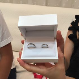 【ギンザタナカブライダル(GINZA TANAKA BRIDAL)の口コミ】 主人の指が太目で、華奢なデザインが似合わなかった。同じお店で、違うデ…