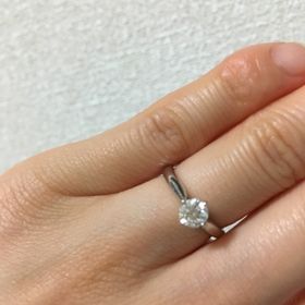 【宝寿堂(ほうじゅどう)の口コミ】 できるだけたくさんつけられるようにと思っていた私は、メレ付きのカジュ…