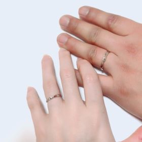 【JEWELRY  KAMATA(ジュエリーかまた)の口コミ】 「THE結婚指輪」という感じにしたかったので、シンプルだけれどもシンプル…