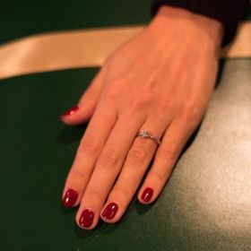 【アイプリモ(I-PRIMO)の口コミ】 私がこんな感じがいいと話していた指輪そのものでした。サプライズプロポ…