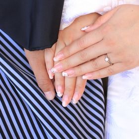 【ケイウノ ブライダル(K.UNO BRIDAL)の口コミ】 オーダーメイドで理想のデザインに仕上げていただいたこと。
デザイナーさ…