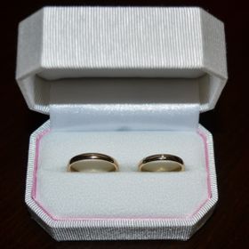 【Honey Bride(ハニーブライド)の口コミ】 ハニーゴールド素敵な色味で肌になじみやすく、着け心地も良かったからで…