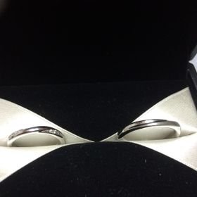 【エクセルコダイヤモンド(EXELCO DIAMOND)の口コミ】 結婚指輪をペアで探していた中で指輪のデザインが共に気に入ったことが一…