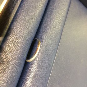 【銀座ダイヤモンドシライシの口コミ】 ポイントはデザイン、価格、アフターケア、つけ心地です。特につけ心地に…